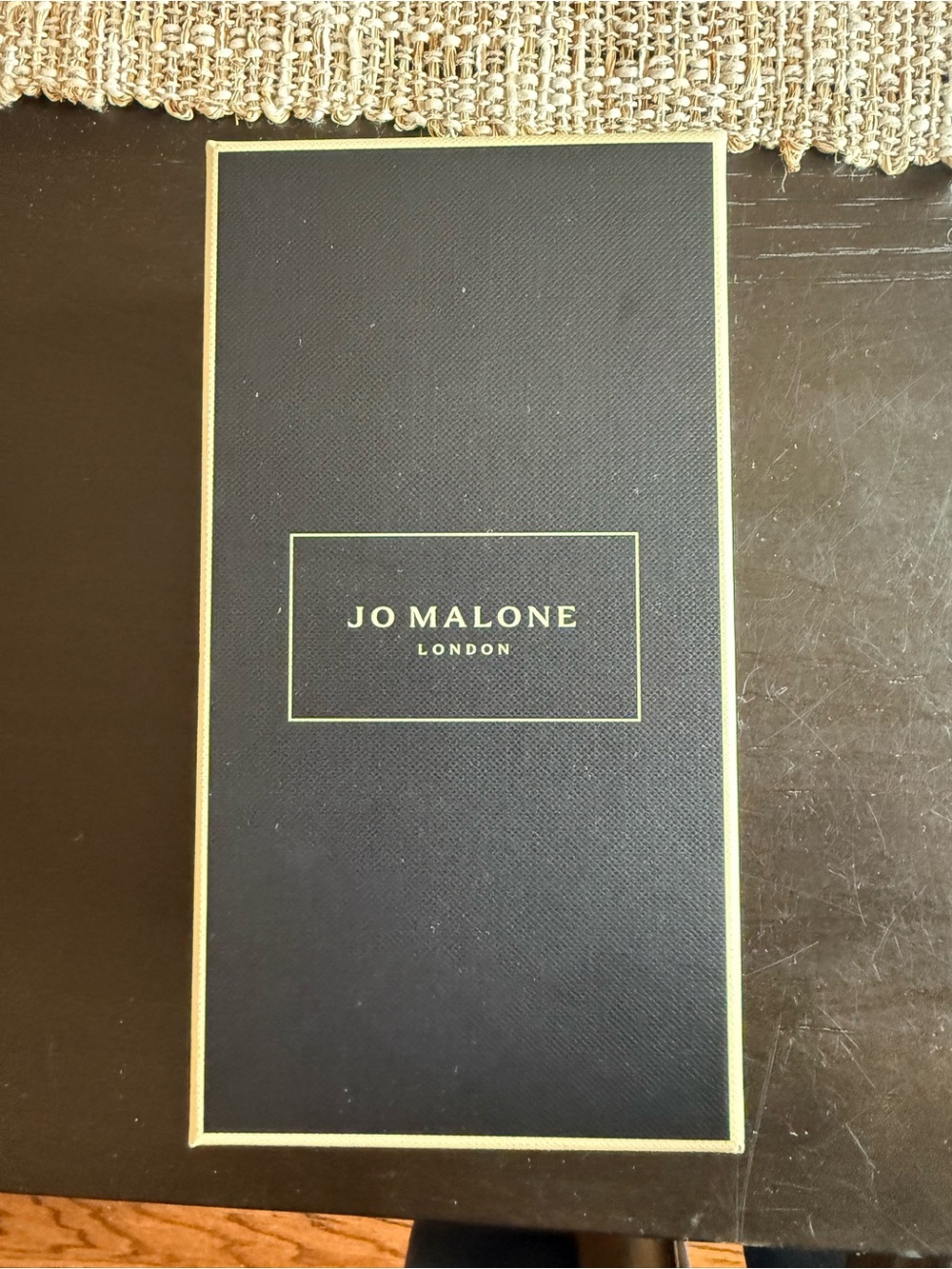 Jo Malone Cream Presentation Box with Subtle Texture‎
